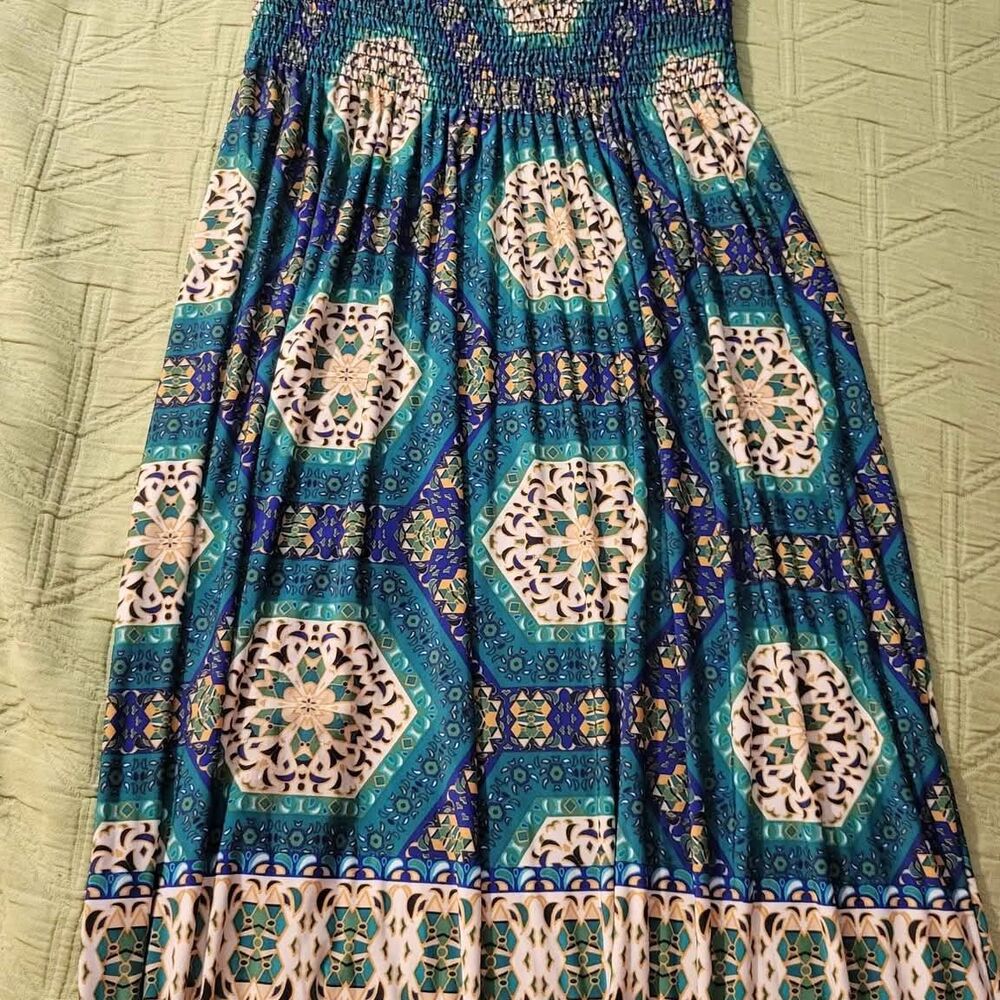 Catch My I juniors size small dress (Q97)